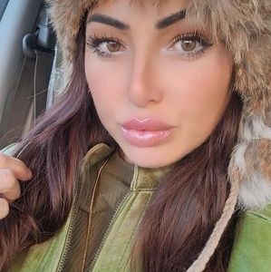 Meet your Posher, Denver